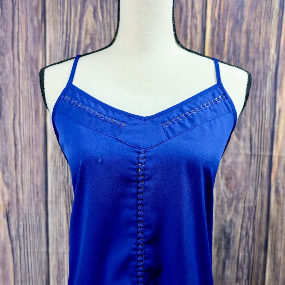 Jessica Simpson blue spaghetti strap camisole